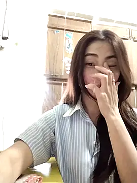 Baby-sexytits2026's cam snapshot