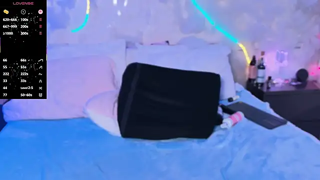 emmajohnss's cam snapshot