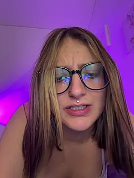 Megan_lu2 live sex cam