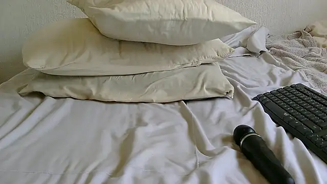 PetiteEbonyBabe live sex cam