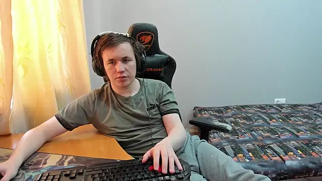 iliaskrislove live sex cam