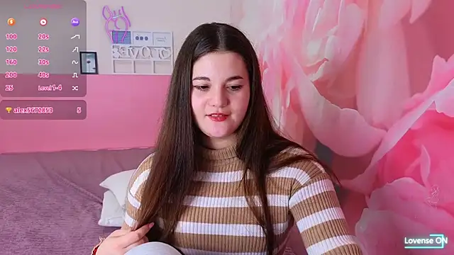 ElinaMils live sex cam