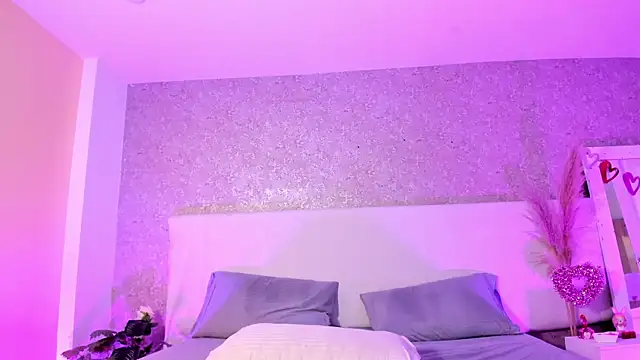 KamileBlake's cam snapshot