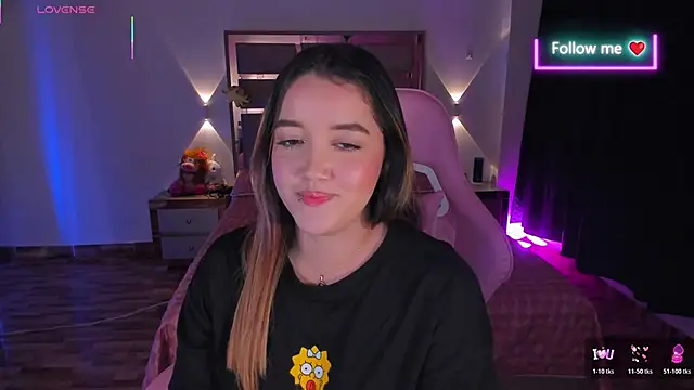 lunaarose's cam snapshot