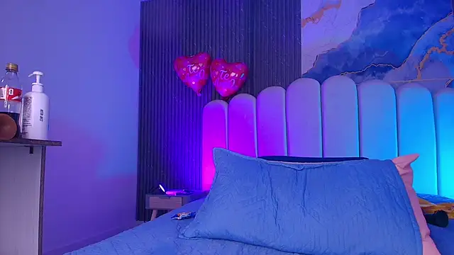 abbyrouss_'s cam snapshot