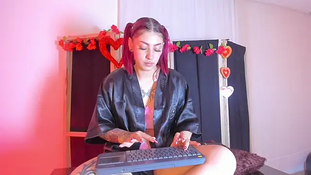 ZammyRossee's cam snapshot