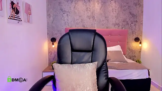 linda_dixon's cam snapshot