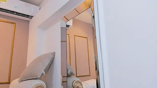 PerlaPreciosa live sex cam