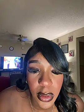 MidnightChanel's cam snapshot