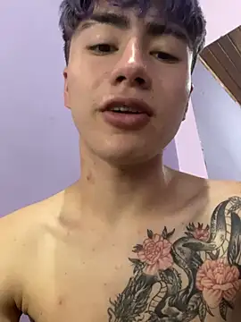 AlexanderCollman2 live sex cam