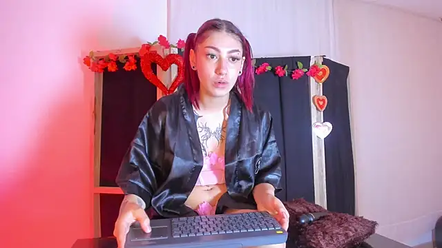 ZammyRossee's cam snapshot