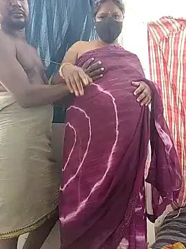 Desicouple1706's cam snapshot