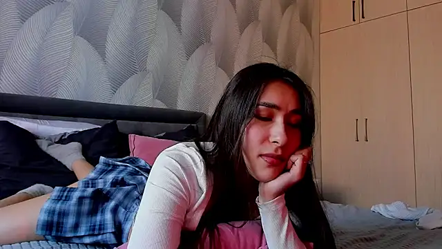 Bambiii_bby's cam snapshot