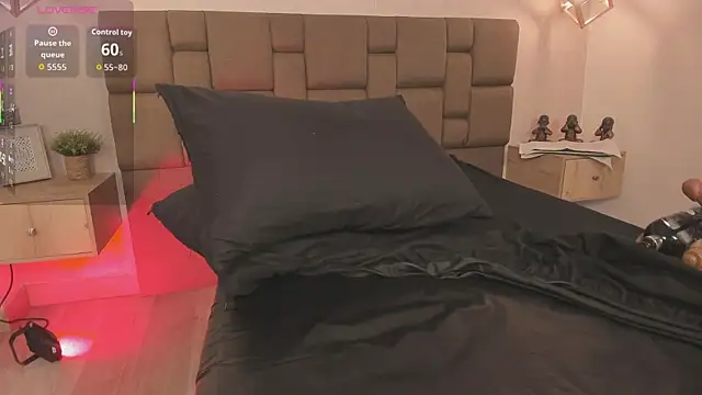 Julieth_Rojas's cam snapshot