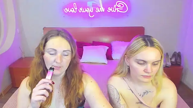 MagicEyess live sex cam