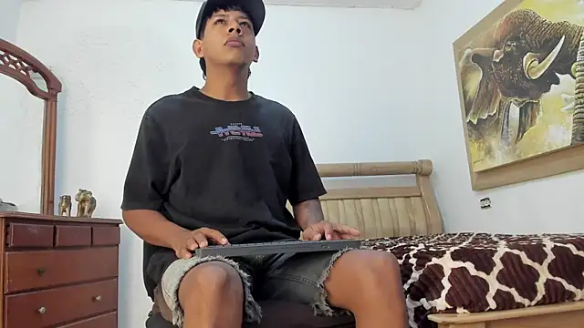 mr_stiven_'s cam snapshot