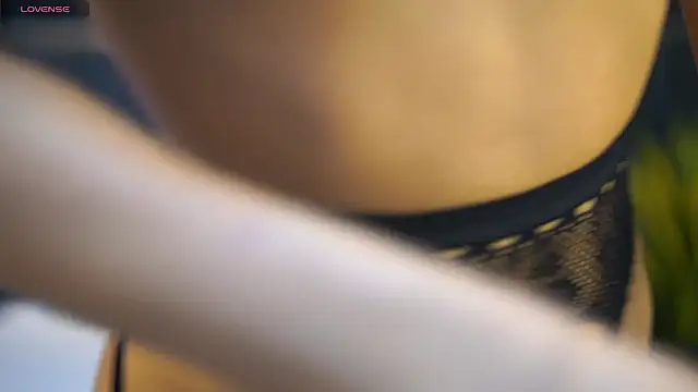 NikiPearl's cam snapshot