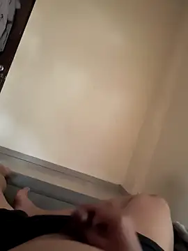 rajstrip12650 live sex cam