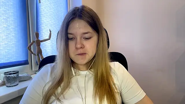 TomikoPfau's cam snapshot