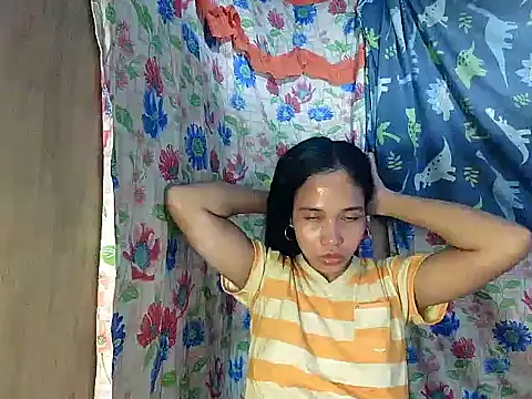 PinaySkinnyGirl's cam snapshot