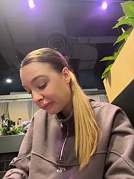 SashaCatt live sex cam