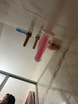 EmmaRose___'s cam snapshot