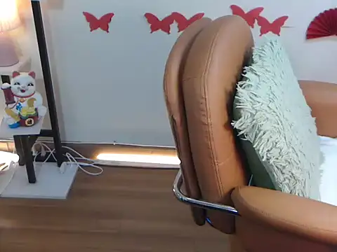 Dua-Mini live sex cam