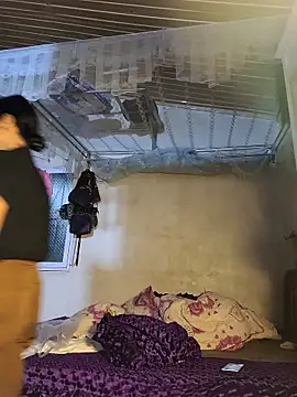 Basanis68's cam snapshot