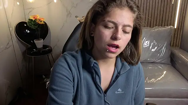 Kitten_Cam's cam snapshot