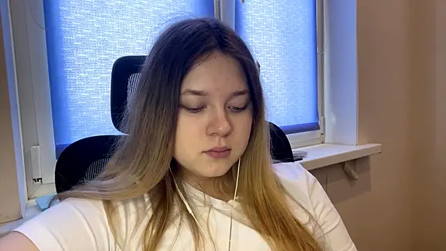 TomikoPfau's cam snapshot