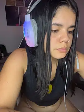 2Angela_'s cam snapshot