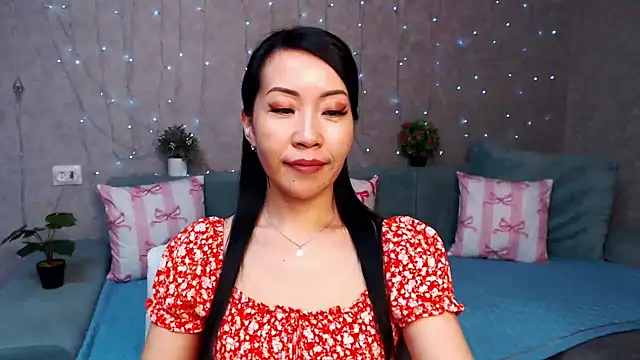 LiaPak's cam snapshot