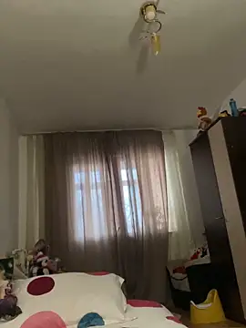 MissGinax's cam snapshot