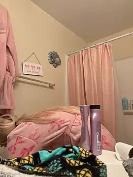 Terribletabby's cam snapshot