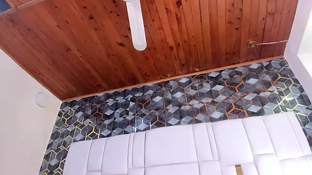 lia_mariana's cam snapshot