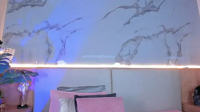 ValSmith_'s cam snapshot