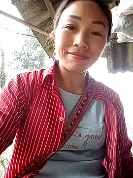 lucybaby00 live sex cam