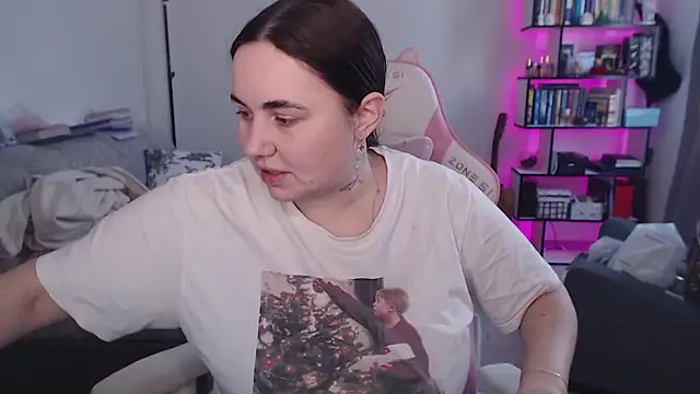 SexyWitch_666's cam snapshot