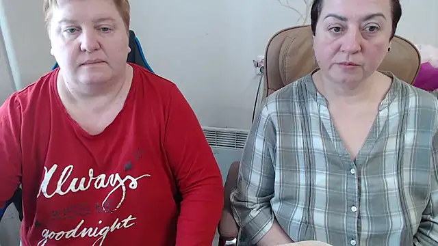 Bertie_Adeline's cam snapshot