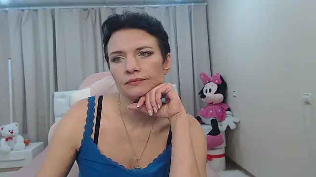 AvaSaturnian's cam snapshot