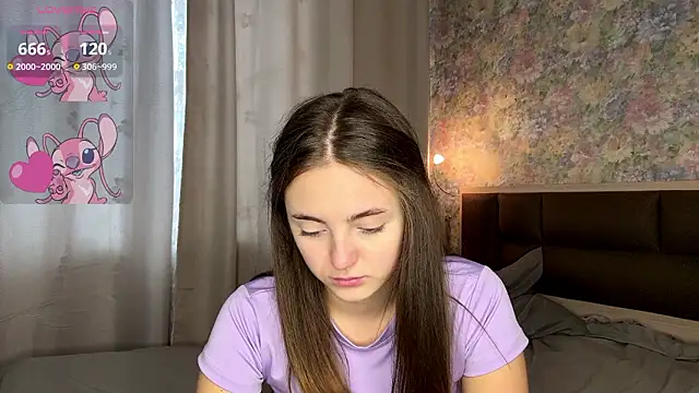 LoraDavi's cam snapshot