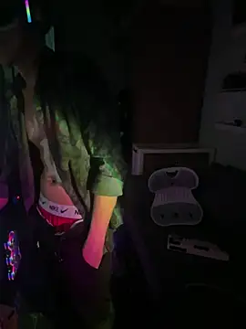 boyhigh1997 live sex cam