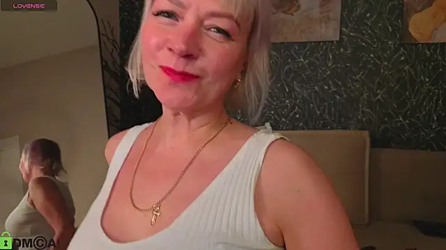 Ann_Annise live sex cam