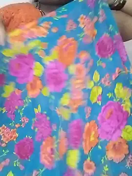 Divyahoty's cam snapshot