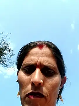 Bhavna8080's cam snapshot