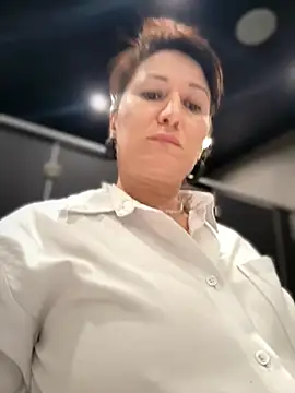 ZhenjaPoledance live sex cam