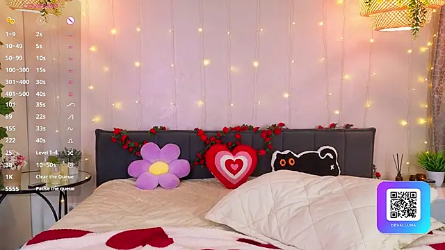 ConstanceHelms live sex cam