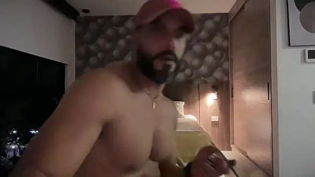 romeolovedark live sex cam