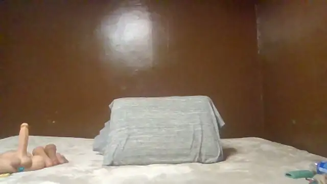 Heavenskyyee live sex cam