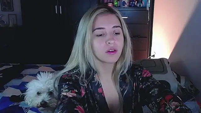 saradiazxxx's cam snapshot